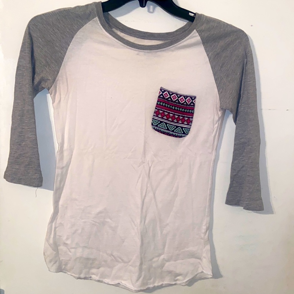 Long sleeve t-shirt